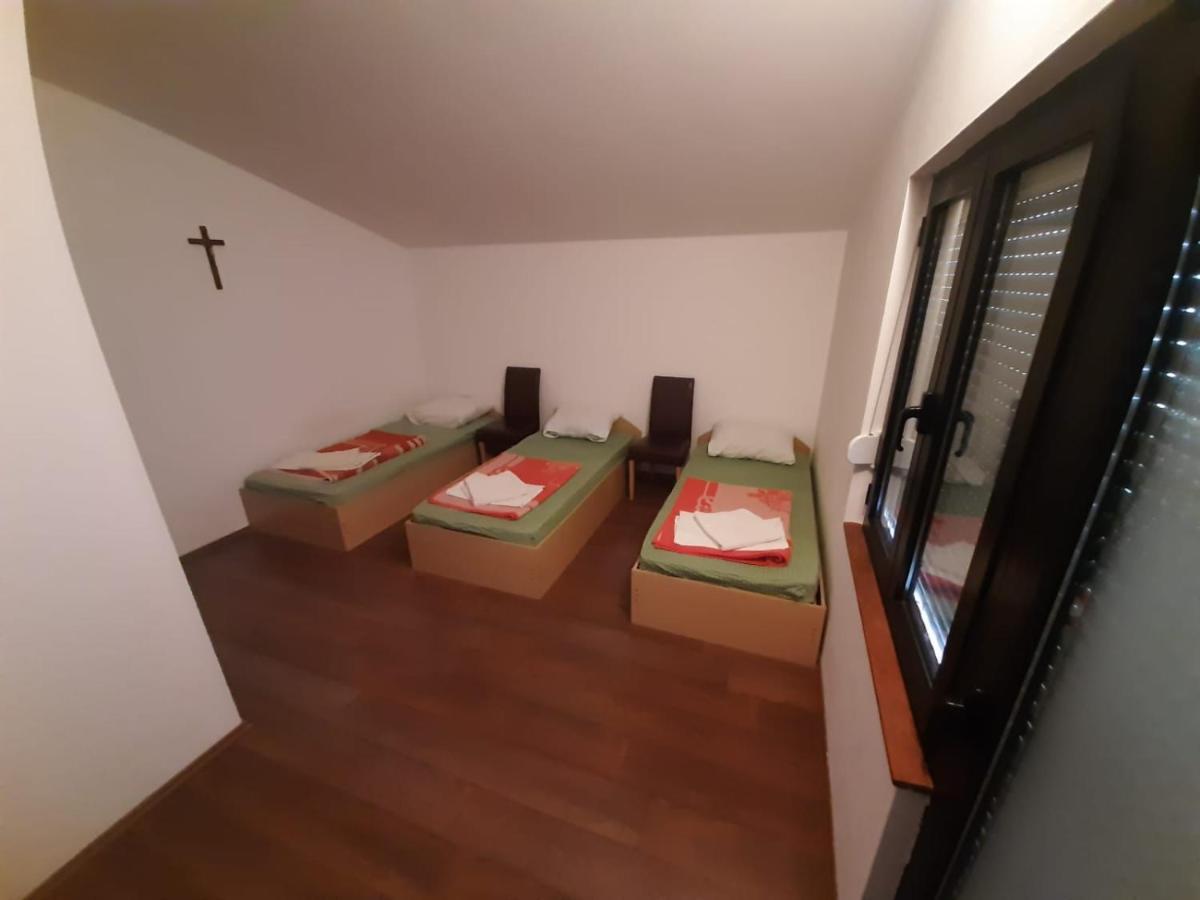 Rooms Mario Medugorje Bagian luar foto